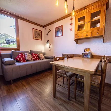 Appartement Belle Plagne 2050m Chaleureux 4 Personnes *